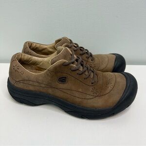 KEEN Womens Size US 7.5 Walking Shoes Brown Leather Lace Up Hiking Trail Comfort